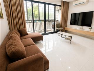 Chính chủ cho thuê căn hộ 80m2 thiết kế 1 ngủ 1 khách phố hồng tiến giá 10 triệu  0976 879 ***