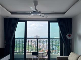 Chính chủ bán căn 2 phòng ngủ 90m2 chung cư one 18 phố ngọc lâm full đồ giá 7.2 tỷ  0976 879 ***