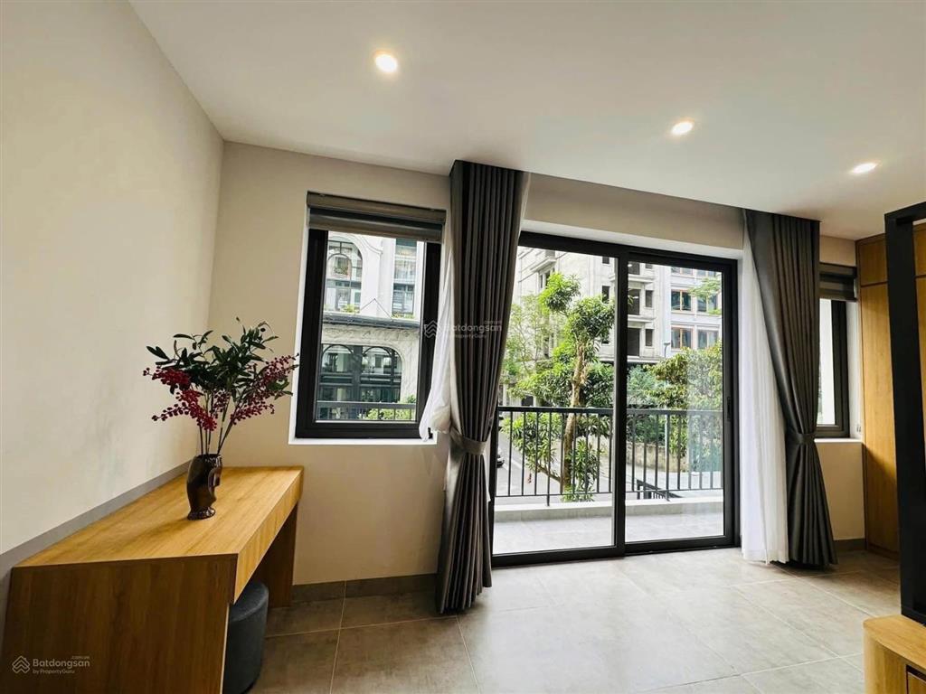 Cho thuê căn hộ phố hoàng như tiếp 37m2 full đồ,có máy giặt riêng,ban công giá 6.5 triệu0976 879 ***
