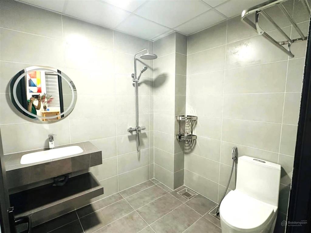 Cho thuê căn hộ phố hoàng như tiếp 37m2 full đồ,có máy giặt riêng,ban công giá 6.5 triệu0976 879 ***