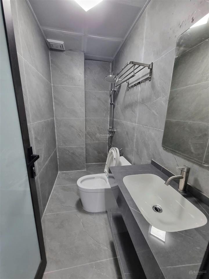 Cho thuê chung cư 2 phòng ngủ full đồ 53m2 phố ái mộ, bồ đề gần tâm anh giá 7.5 triệu 0976 879 ***