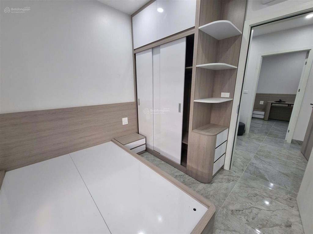 Cho thuê chung cư 2 phòng ngủ full đồ 53m2 phố ái mộ, bồ đề gần tâm anh giá 7.5 triệu 0976 879 ***