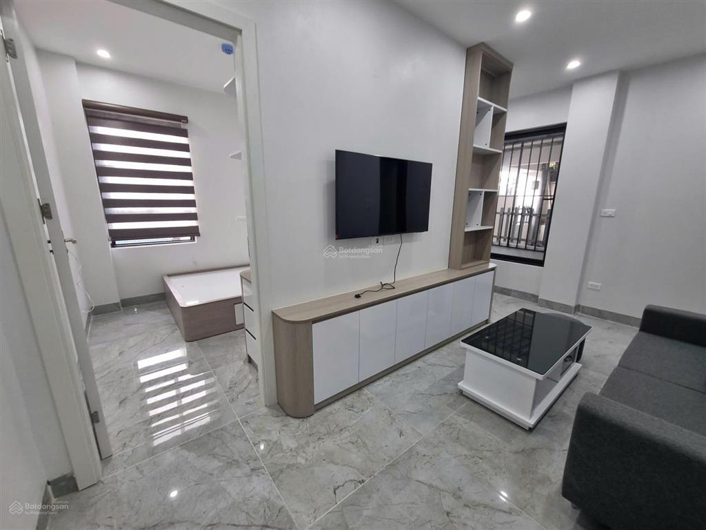 Cho thuê chung cư 2 phòng ngủ full đồ 53m2 phố ái mộ, bồ đề gần tâm anh giá 7.5 triệu 0976 879 ***
