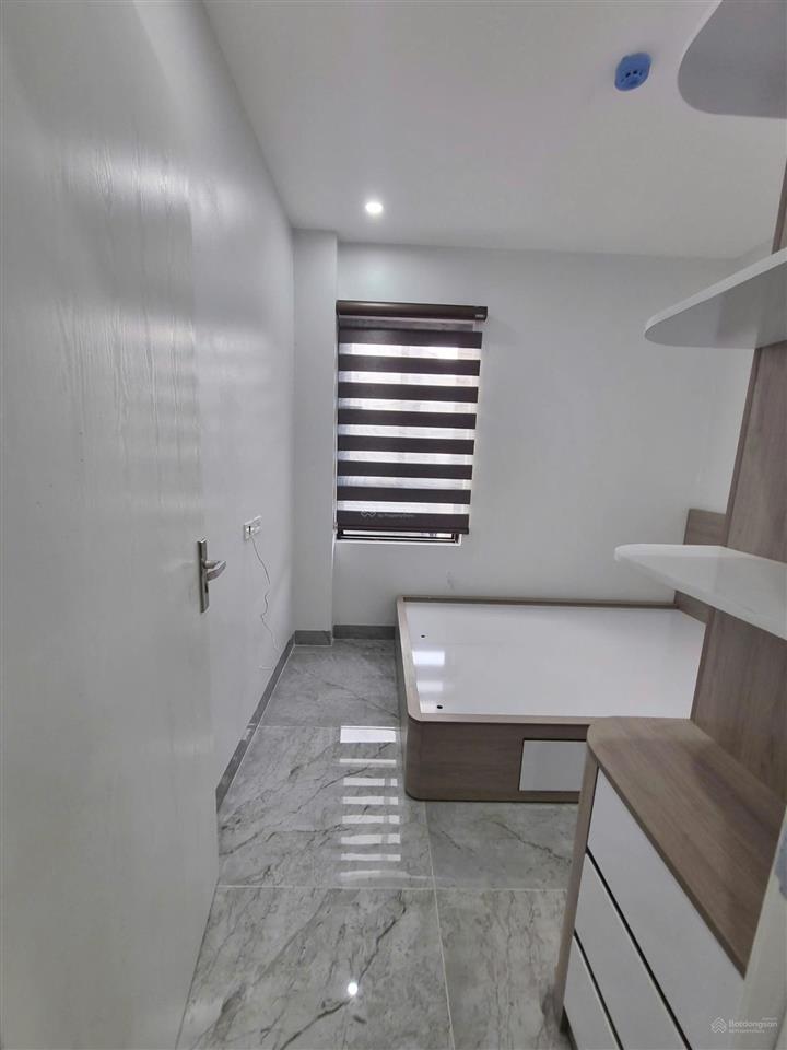 Cho thuê chung cư 2 phòng ngủ full đồ 53m2 phố ái mộ, bồ đề gần tâm anh giá 7.5 triệu 0976 879 ***