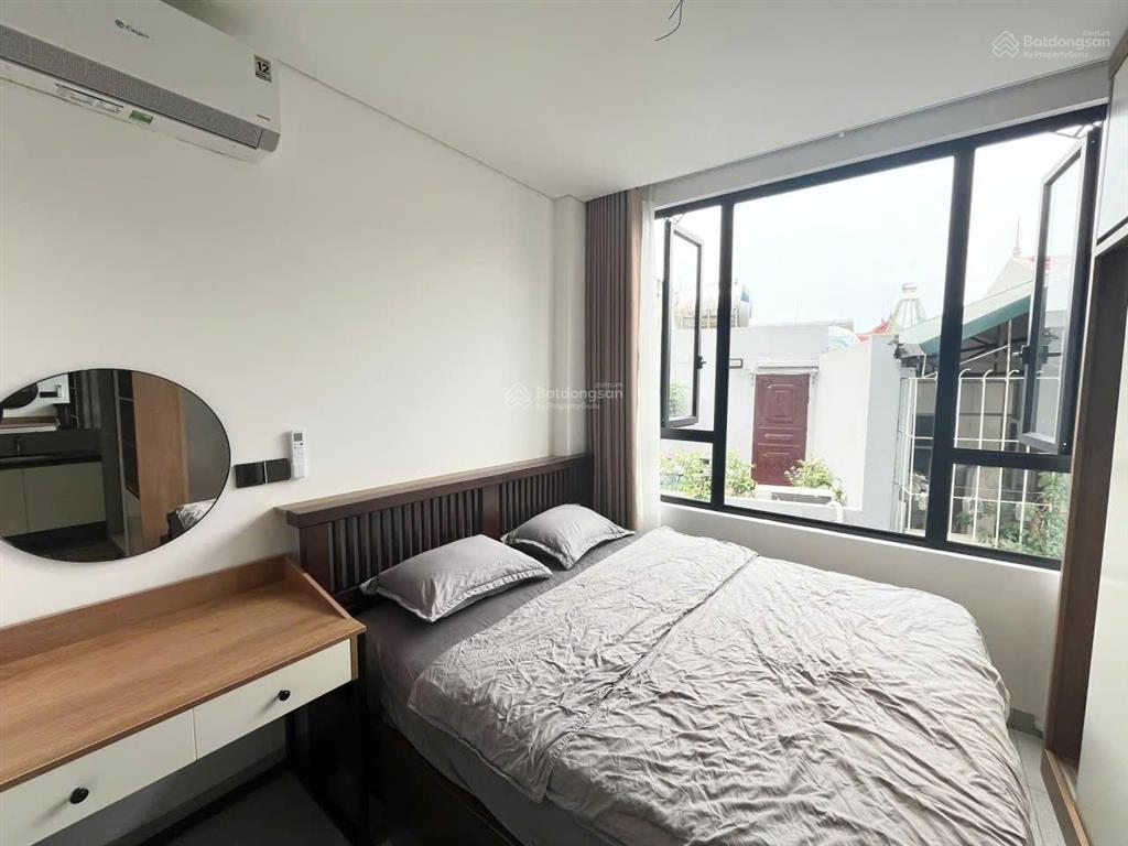Căn hộ đẹp phố hồng tiến kéo dài ngay chợ,công viên ngọc thụy có chỗ gửi oto giá 8 triệu.0976 879 ***