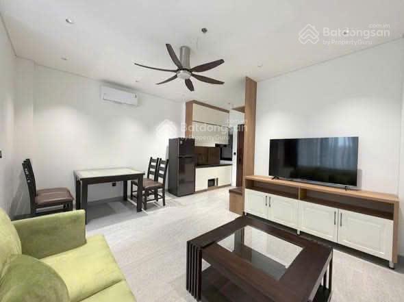 Căn hộ đẹp phố hồng tiến kéo dài ngay chợ,công viên ngọc thụy có chỗ gửi oto giá 8 triệu.0976 879 ***