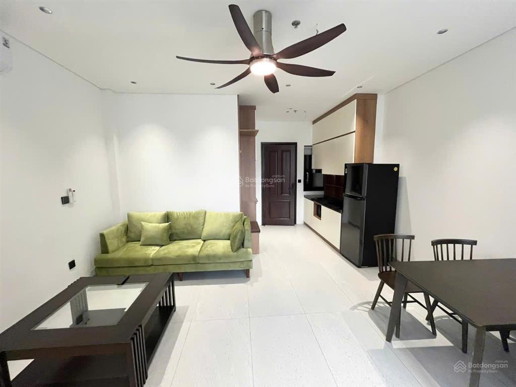 Căn hộ đẹp phố hồng tiến kéo dài ngay chợ,công viên ngọc thụy có chỗ gửi oto giá 8 triệu.0976 879 ***
