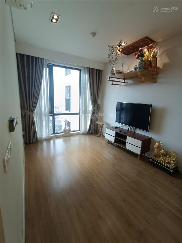 Gia đình cần cho thuê căn 2 ngủ 2 vệ sinh full đồ 65m2 chung cư mipec riverside 13 triệu0976 879 ***