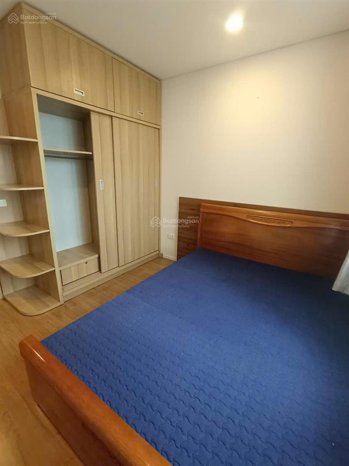 Gia đình cần cho thuê căn 2 ngủ 2 vệ sinh full đồ 65m2 chung cư mipec riverside 13 triệu0976 879 ***