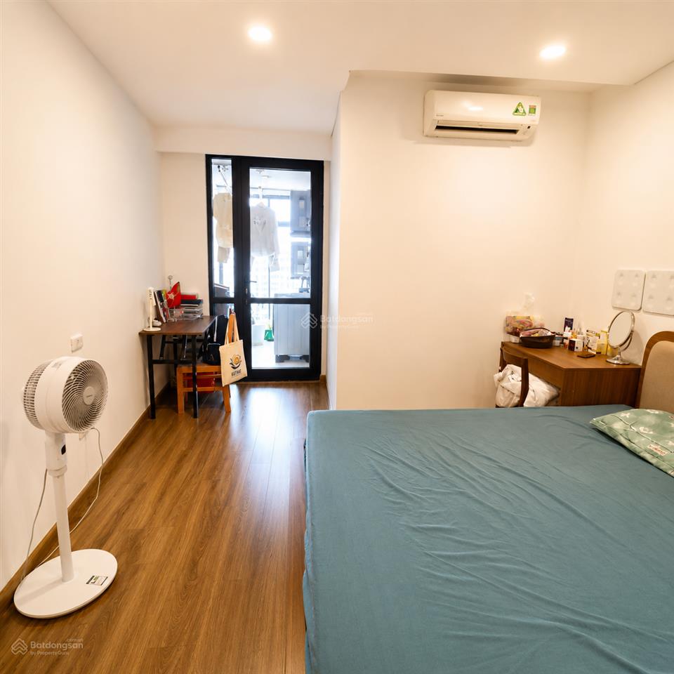 Chính chủ cho thuê căn 2 ngủ 2 wc 80m² chung cư mipec long biên full đồ giá 12,5 triệu 0976 879 ***
