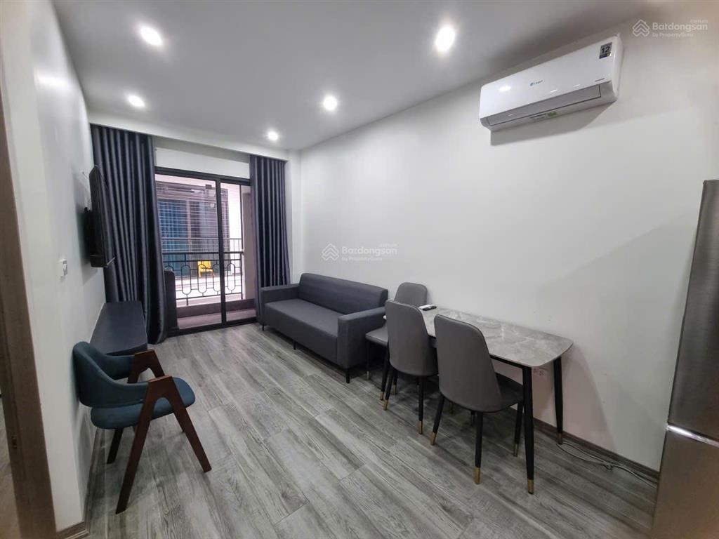 Cho thuê căn hộ 42m2 thiết kế 1 ngủ 1 khách riêng full đồ có ban công giá 6,5 triệu  0976 879 ***