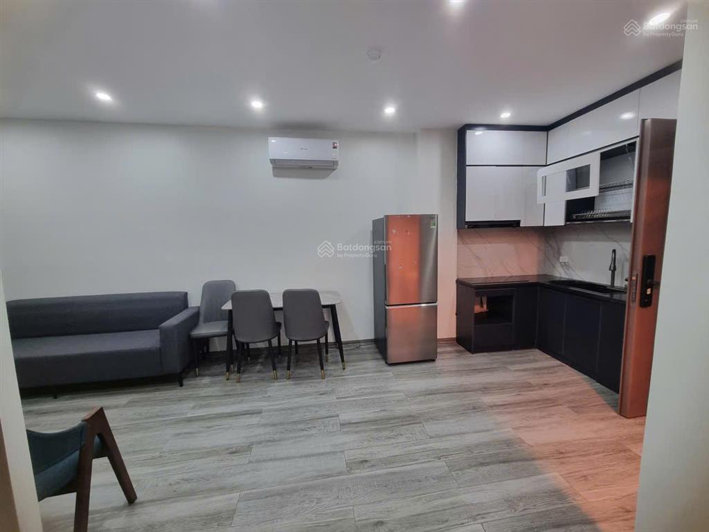 Cho thuê căn hộ 42m2 thiết kế 1 ngủ 1 khách riêng full đồ có ban công giá 6,5 triệu  0976 879 ***
