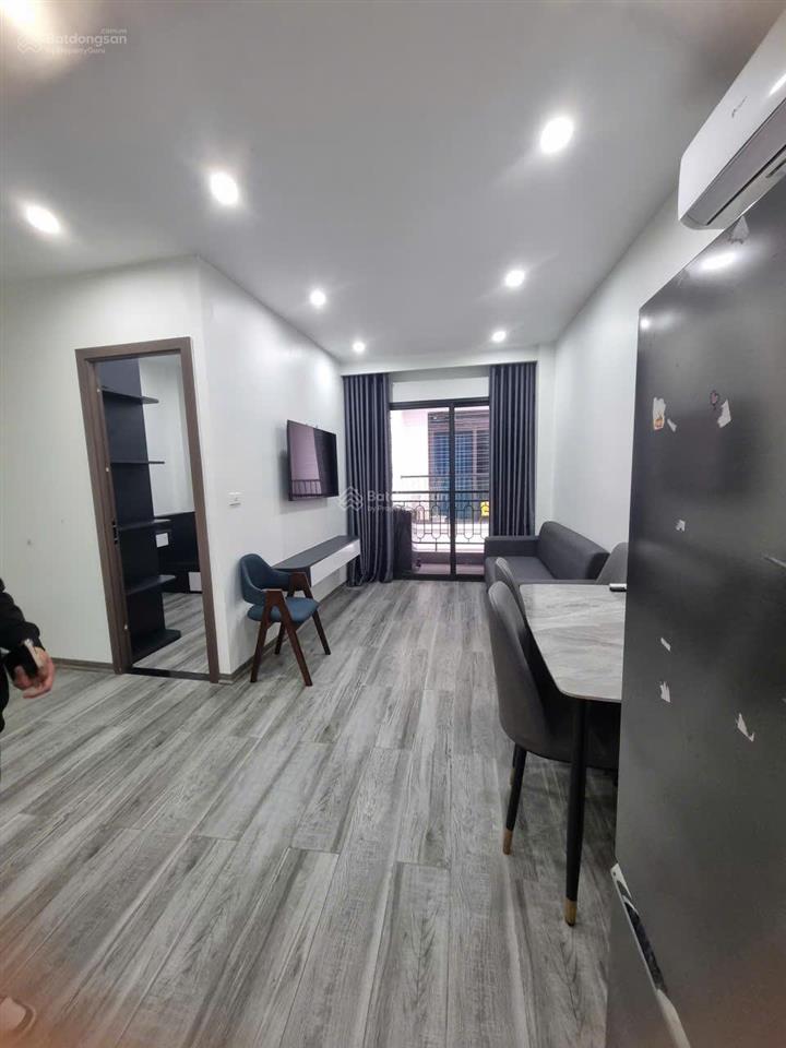 Cho thuê căn hộ 42m2 thiết kế 1 ngủ 1 khách riêng full đồ có ban công giá 6,5 triệu  0976 879 ***