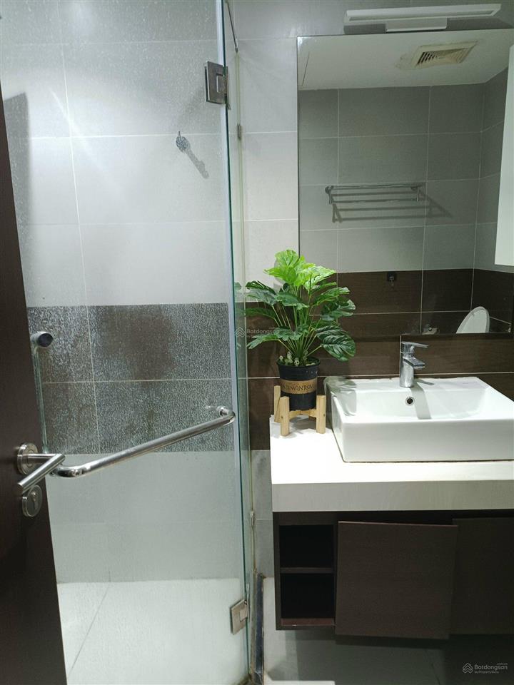 Cho thuê căn 2 ngủ 2wc full đồ 95m2 chung cư northern diamond gần aeon mall giá 12 triệu0976 879 ***