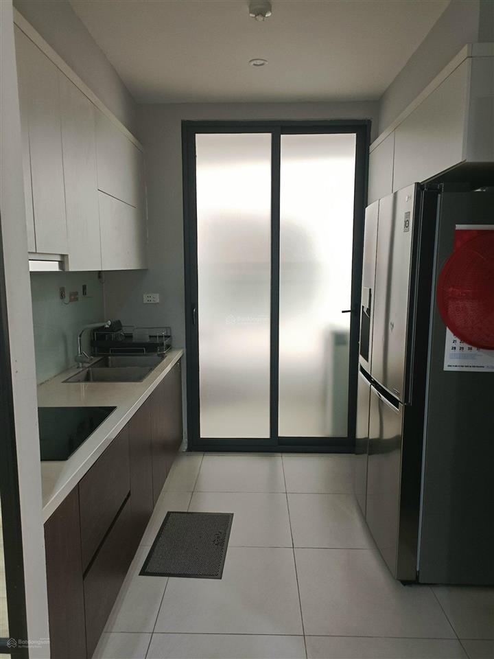 Cho thuê căn 2 ngủ 2wc full đồ 95m2 chung cư northern diamond gần aeon mall giá 12 triệu0976 879 ***