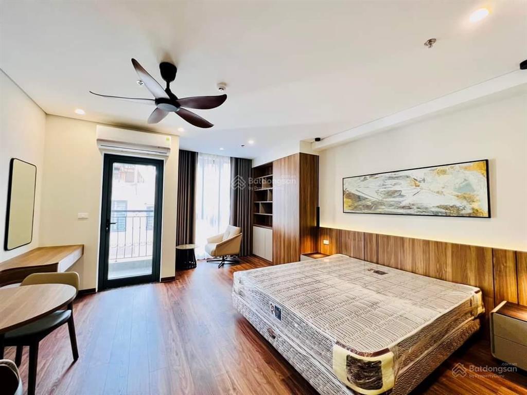 Cho thuê căn hộ phố hồng tiến đối diện tâm anh 45m2 1 ngủ riêng, có lốt oto giá 11 triệu0976 879 ***