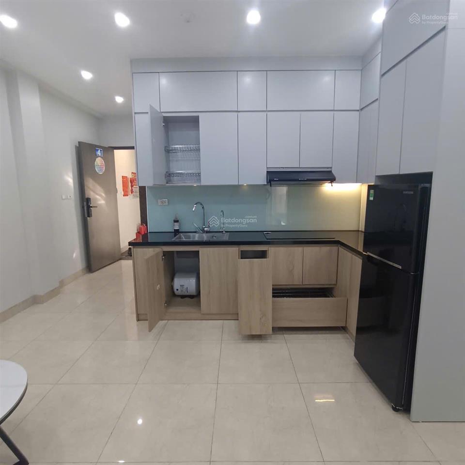 Cho thuê căn hộ 75m2 2 ngủ 1 vệ sinh full đồ phố ngọc thụy gần trường pháp giá 8 triệu 0976 879 ***