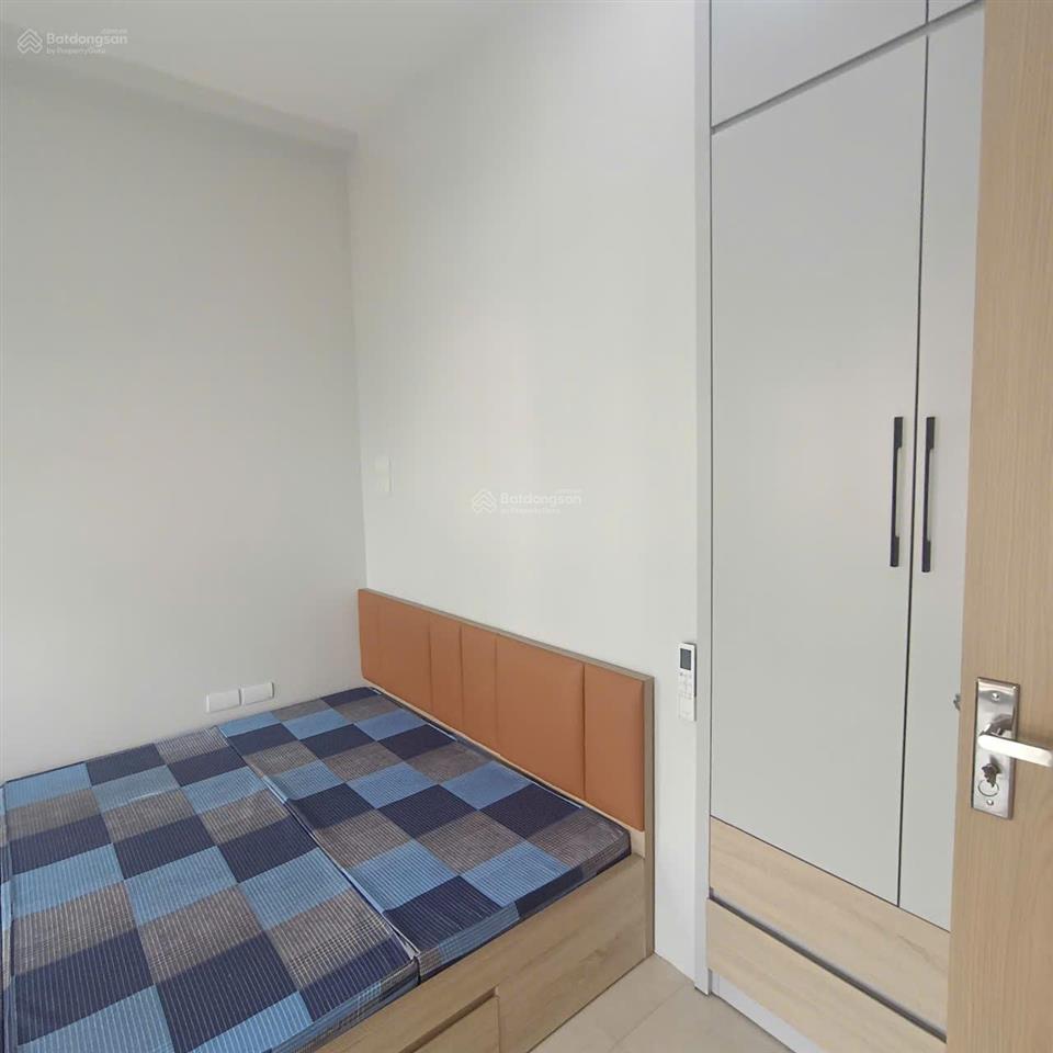 Cho thuê căn hộ 75m2 2 ngủ 1 vệ sinh full đồ phố ngọc thụy gần trường pháp giá 8 triệu 0976 879 ***