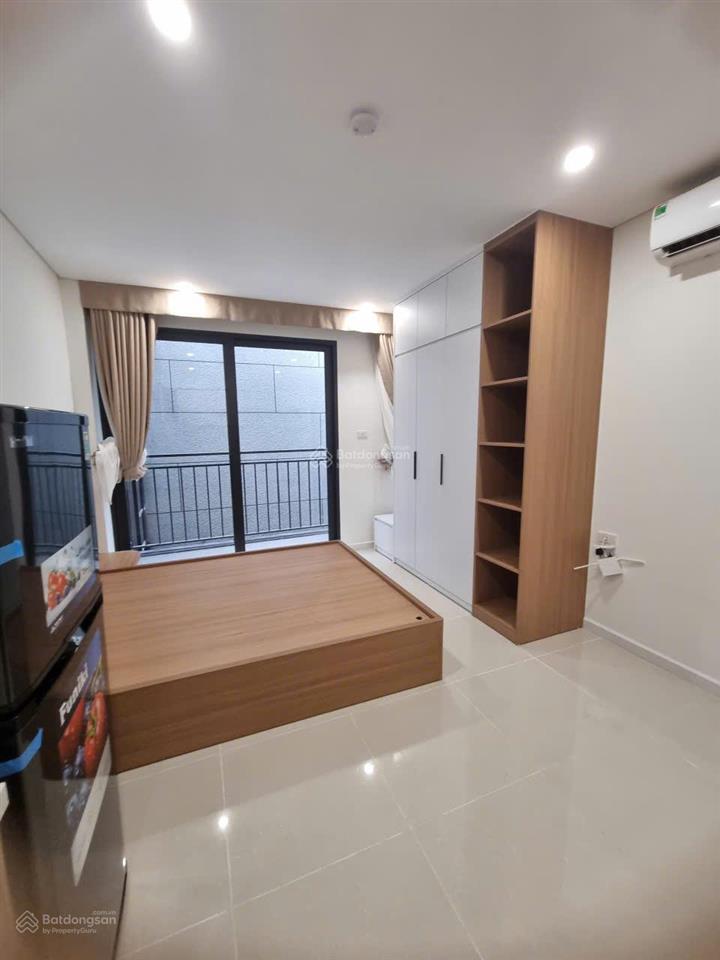 Cho thuê chung cư mini phố ngọc lâm 38m2 đủ đồ, có ban công,máy giặt riêng giá 6.5 triệu0976 879 ***