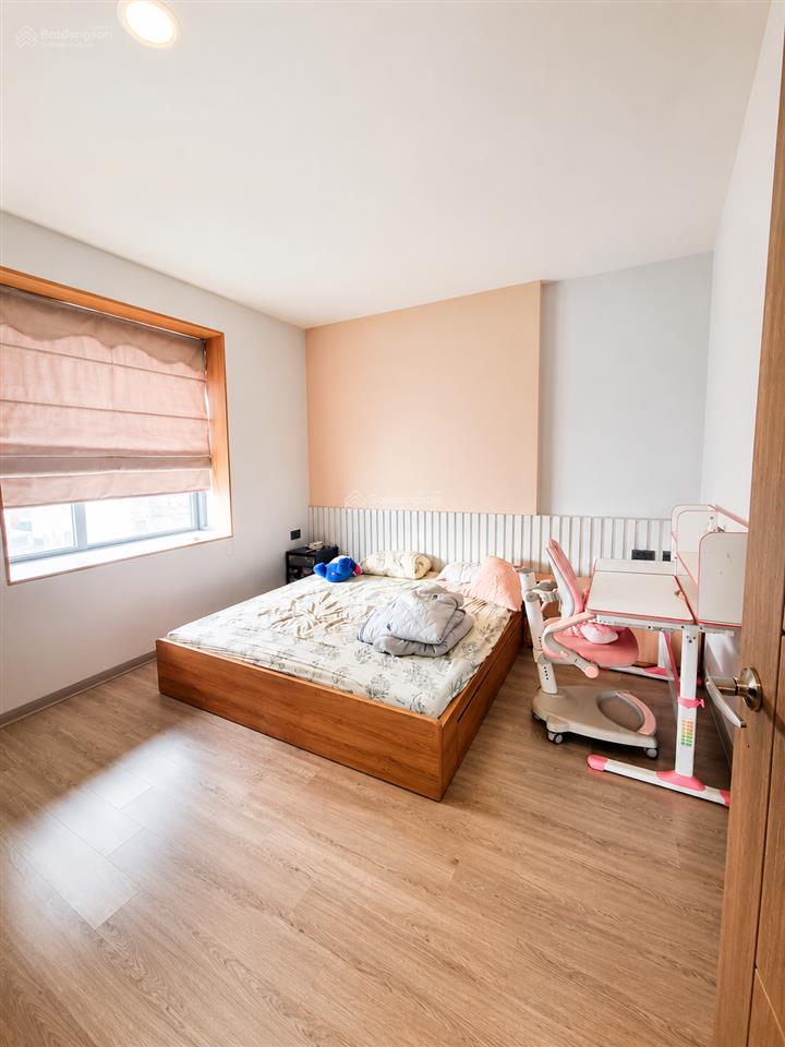 Bán căn 3 ngủ 112m2 full đồ căn góc chung cư one 18 phố ngọc lâm giá 8.99 tỷ bao phí.  0976 879 ***