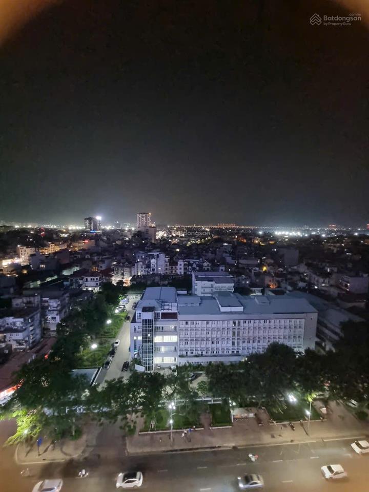Chính chủ cho thuê căn hộ 2 ngủ 114m đẹp long biên gần mipec riverside giá 16 triệu0976 879 ***