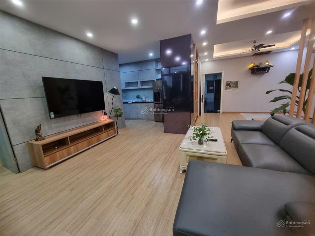 Chính chủ cho thuê căn hộ 2 ngủ 114m đẹp long biên gần mipec riverside giá 16 triệu0976 879 ***