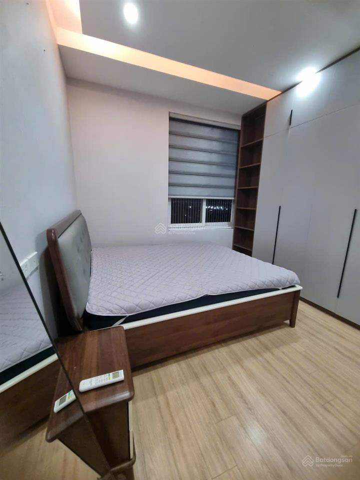 Chính chủ cho thuê căn hộ 2 ngủ 114m đẹp long biên gần mipec riverside giá 16 triệu0976 879 ***