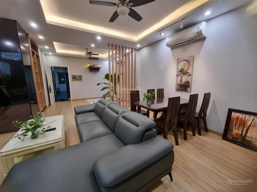 Chính chủ cho thuê căn hộ 2 ngủ 114m đẹp long biên gần mipec riverside giá 16 triệu0976 879 ***
