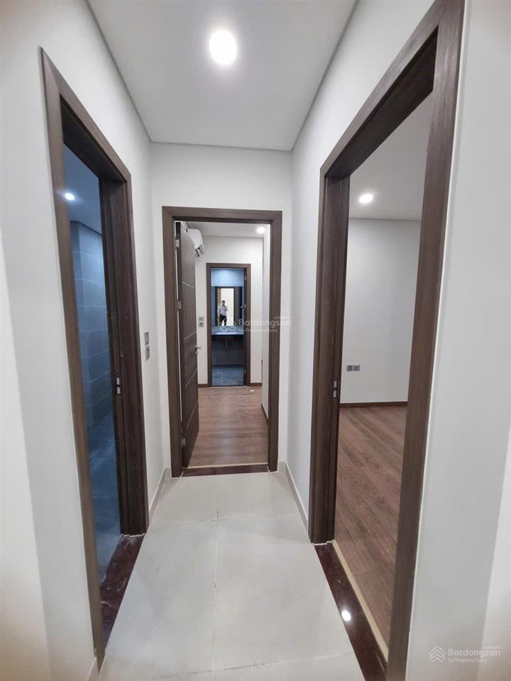 Chính chủ cho thuê căn hộ 89m2 2 ngủ 2 vệ sinh chung cư khai sơn city giá 8 triệu  0976 879 ***