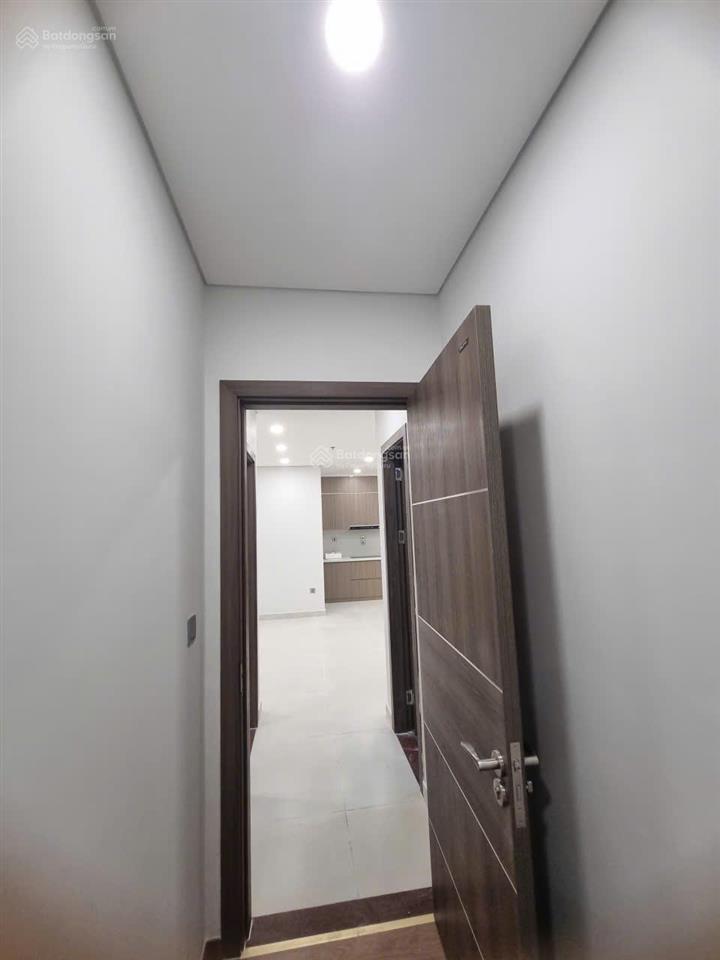 Chính chủ cho thuê căn hộ 89m2 2 ngủ 2 vệ sinh chung cư khai sơn city giá 8 triệu  0976 879 ***