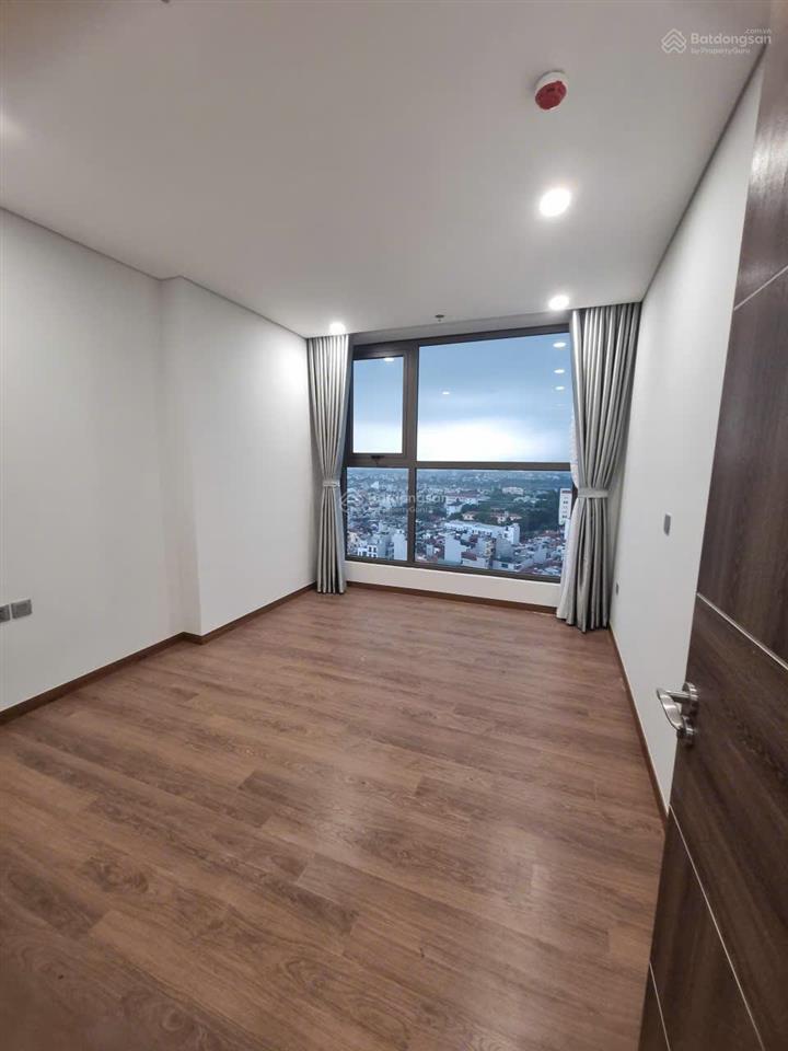 Chính chủ cho thuê căn hộ 89m2 2 ngủ 2 vệ sinh chung cư khai sơn city giá 8 triệu  0976 879 ***