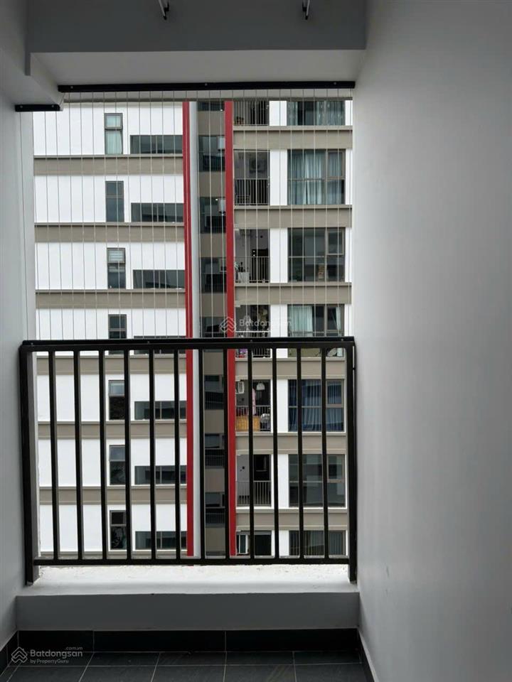 Chính chủ cho thuê căn góc 3 ngủ full đồ 97m2 chung cư khai sơn city bồ đề giá 15 triệu 0976 879 ***