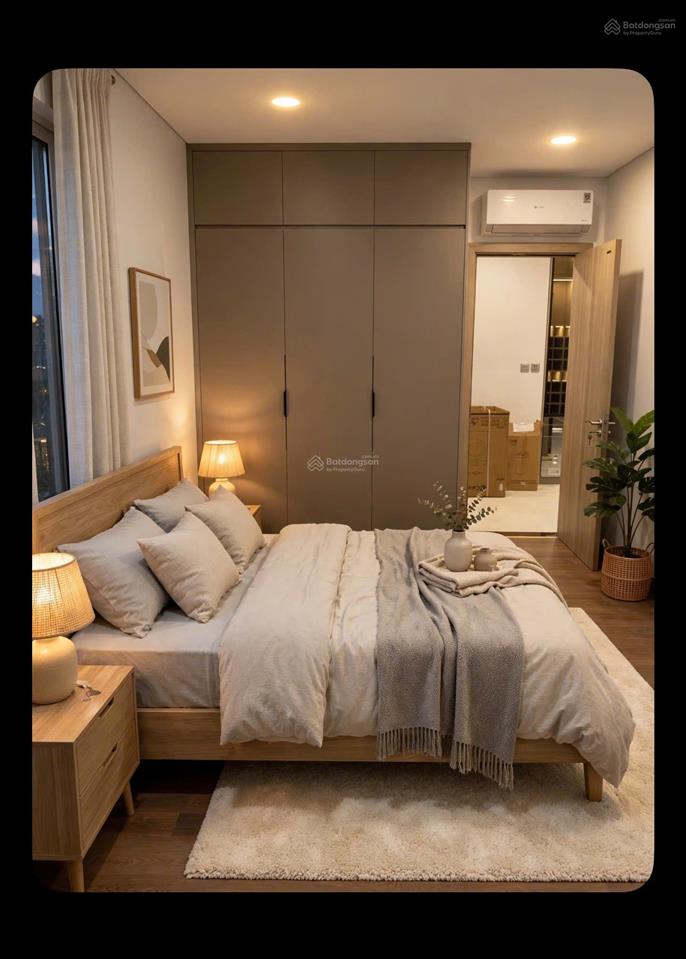 Chính chủ cho thuê chung cư khai sơn city bồ đề 78m2 2 ngủ 2vs full đồ đẹp giá 13 triệu 0976 879 ***