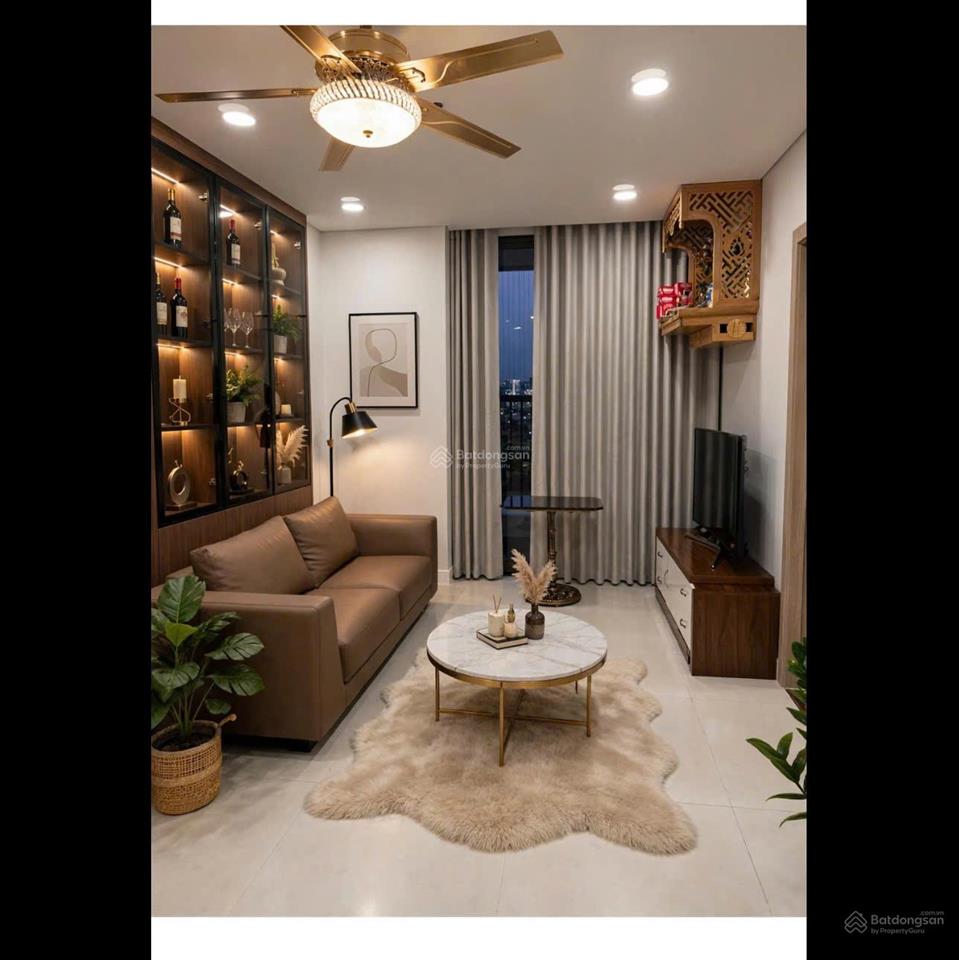 Chính chủ cho thuê chung cư khai sơn city bồ đề 78m2 2 ngủ 2vs full đồ đẹp giá 13 triệu 0976 879 ***