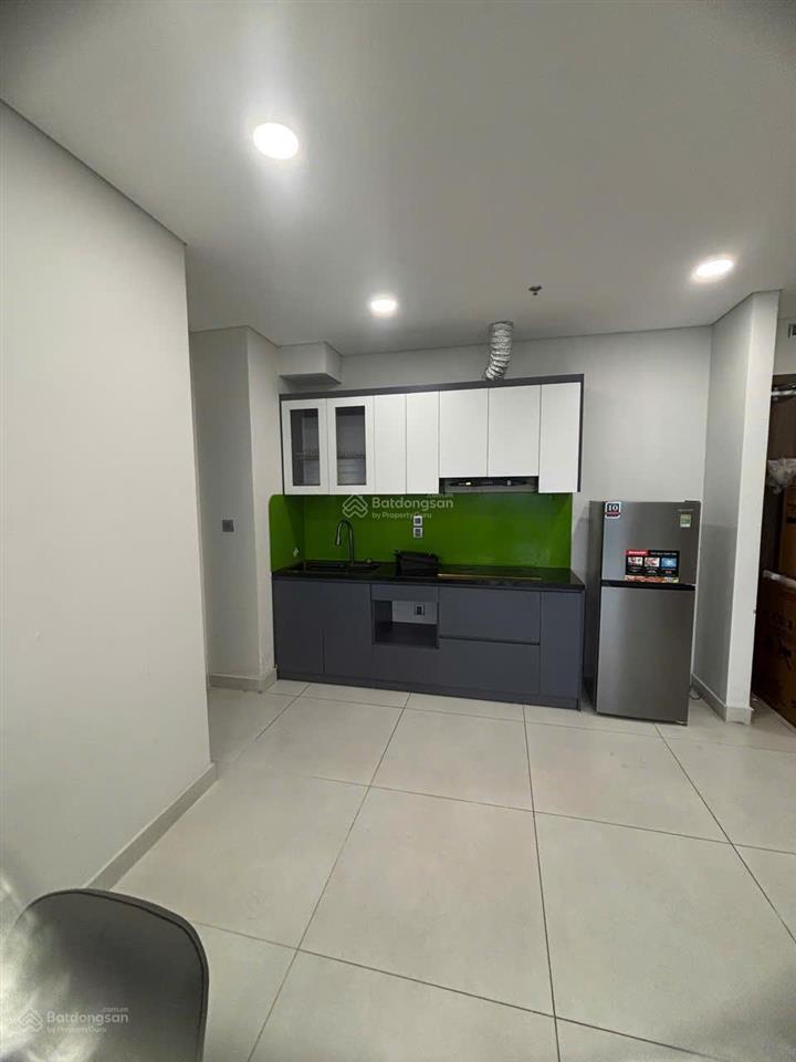 Cho thuê căn 3 ngủ 2 vệ sinh full đồ chung cư khai sơn city 96m2 giá 13 triệu rẻ nhất 0976 879 ***
