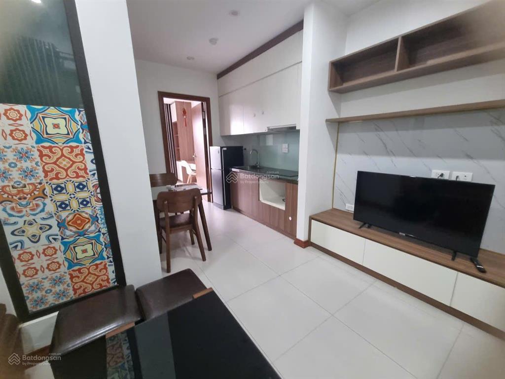 Chính chủ cho thuê căn hộ 1 phòng ngủ riêng phố hồng tiến đối diện tâm anh giá 6.5 triệu0976 879 ***