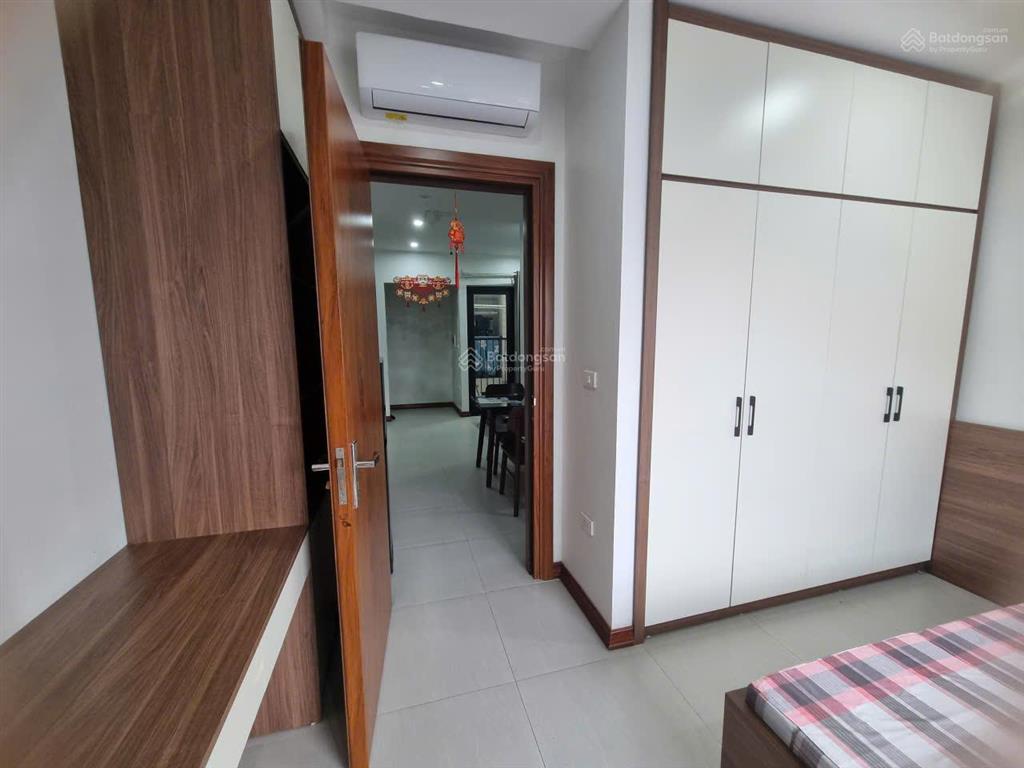 Chính chủ cho thuê căn hộ 1 phòng ngủ riêng phố hồng tiến đối diện tâm anh giá 6.5 triệu0976 879 ***