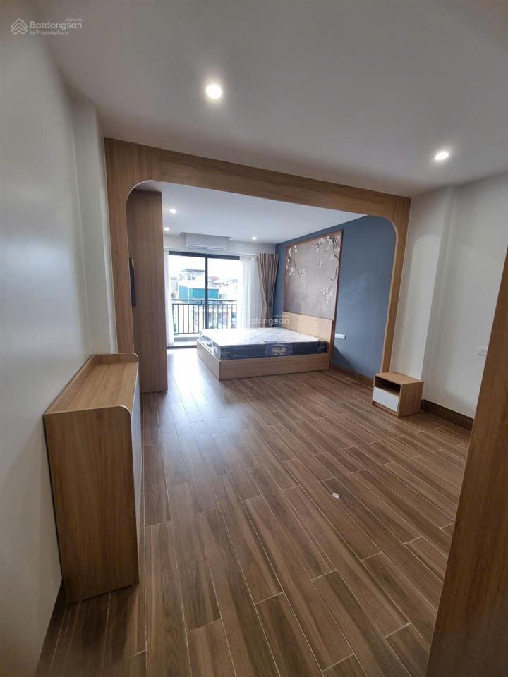 Cho thuê căn hộ phố hồng tiến 45m2 full đồ ban công,máy giặt riêng nhà mới giá 6.5 triệu0976 879 ***