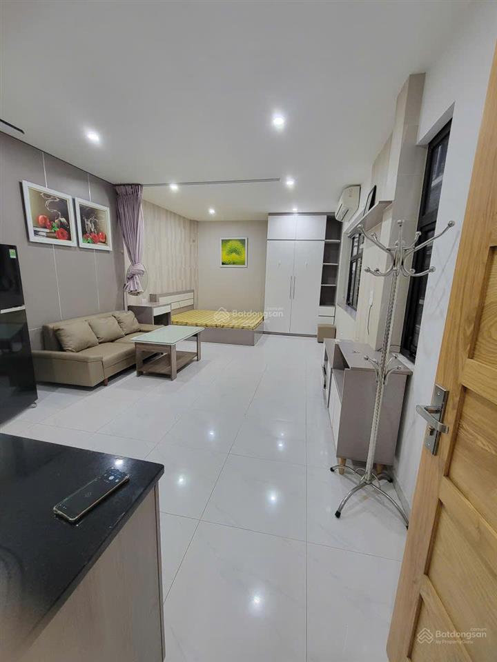 Chính chủ cho thuê căn hộ nguyễn sơn 45m2 full đồ, có ban công, rộng rãi giá 5,5 triệu 0976 879 ***