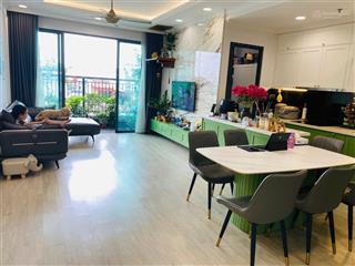 Chính chủ cho thuê căn 3 ngủ full đồ 104m2 chung cư one 18 phố ngọc lâm giá 17 triệu  0976 879 ***