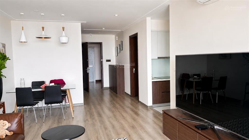 Chính chủ cho thuê căn hộ 2 ngủ 2wc full đồ 95m2 chung cư northern diamond giá 13 triệu 0976 879 ***