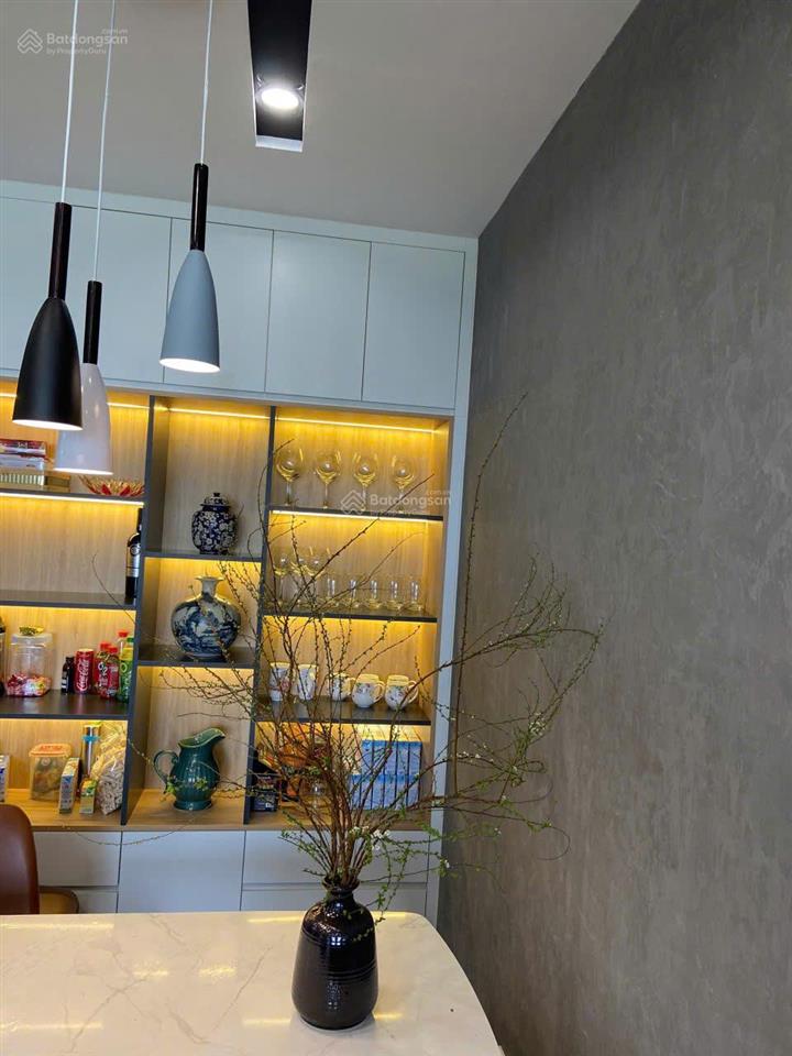 Chính chủ cho thuê căn hộ 2 ngủ 2wc 69m2 chung cư homeland bồ đề full đồ giá 4.75 tỷ  0976 879 ***