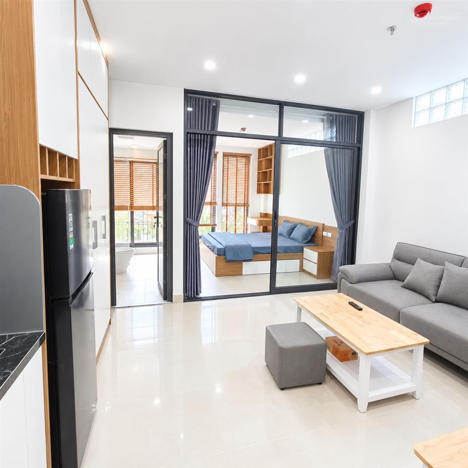 Chính chủ cho thuê căn hộ 44m2 thiết kế 1 ngủ 1 khách full đồ phố ngọc thụy giá 8 triệu 0976 879 ***