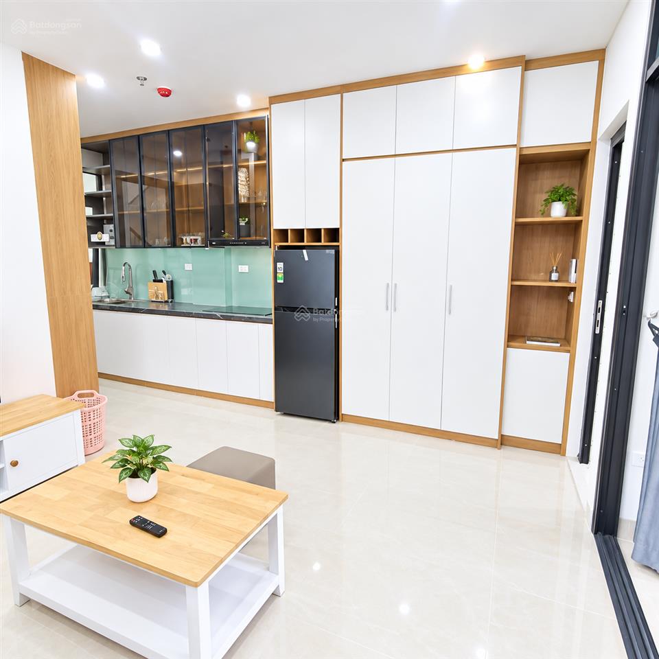Chính chủ cho thuê căn hộ phố ngọc thụy 44m2 1 ngủ 1 khách riêng full đồ đẹp giá 7 triệu0976 879 ***