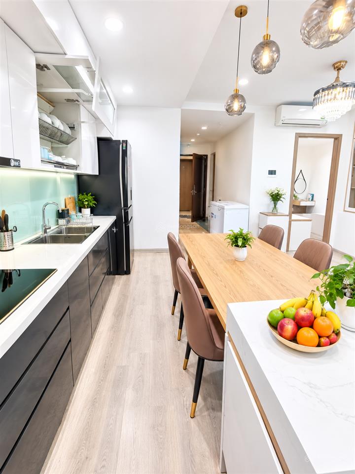 Chính chủ bán căn 3 phòng ngủ đẹp chung cư one 18 phố ngọc lâm 104m2 giá 8.3 tỷ siêu rẻ 0976 879 ***