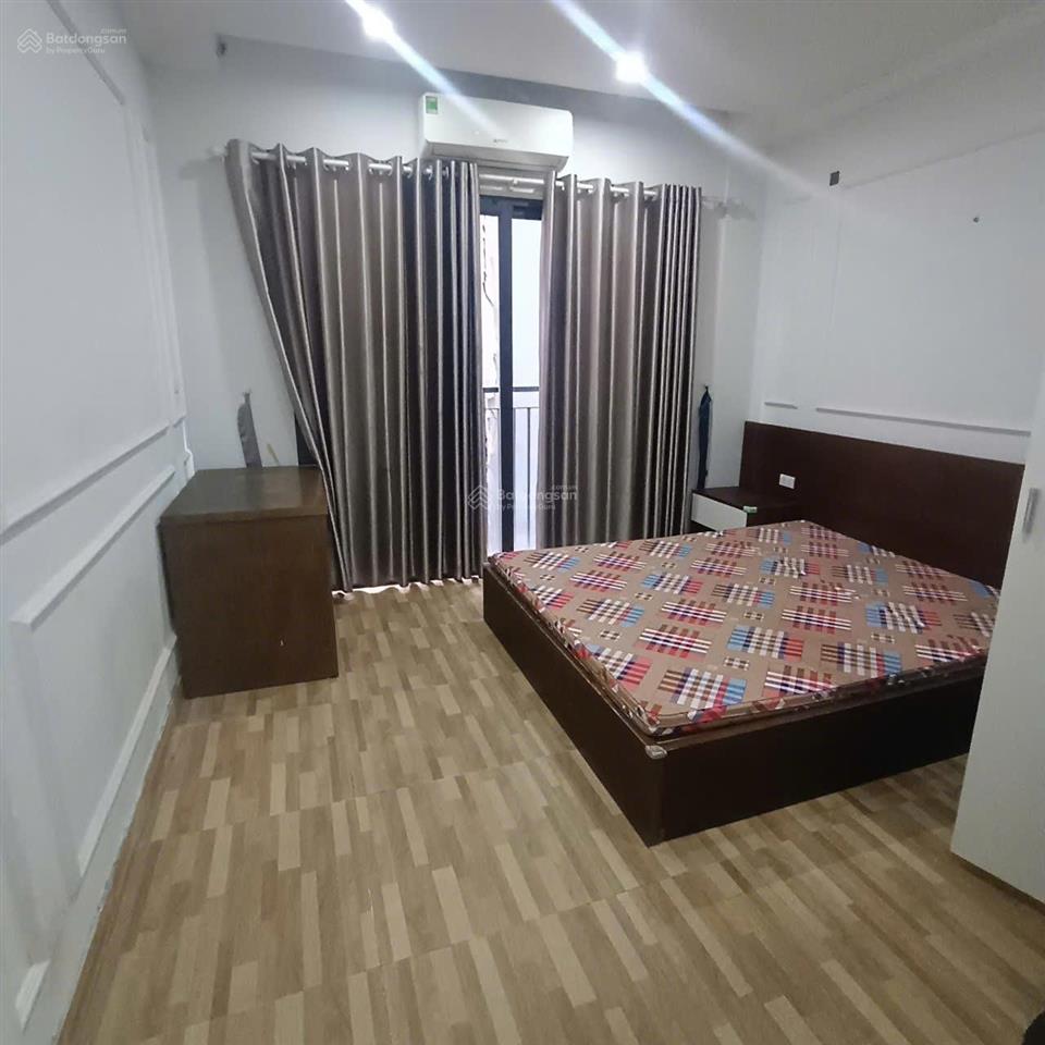 Chính chủ cho thuê căn hộ 2 phòng ngủ 2wc 70m2 full đồ phố hoàng như tiếp giá 8.5 triệu 0976 879 ***