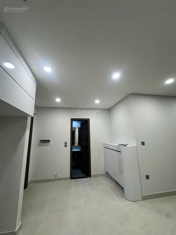 Cho thuê 3 phòng ngủ 97m2 căn góc chung cư khai sơn city ngọc thụy giá 9 triệu  0976 879 ***