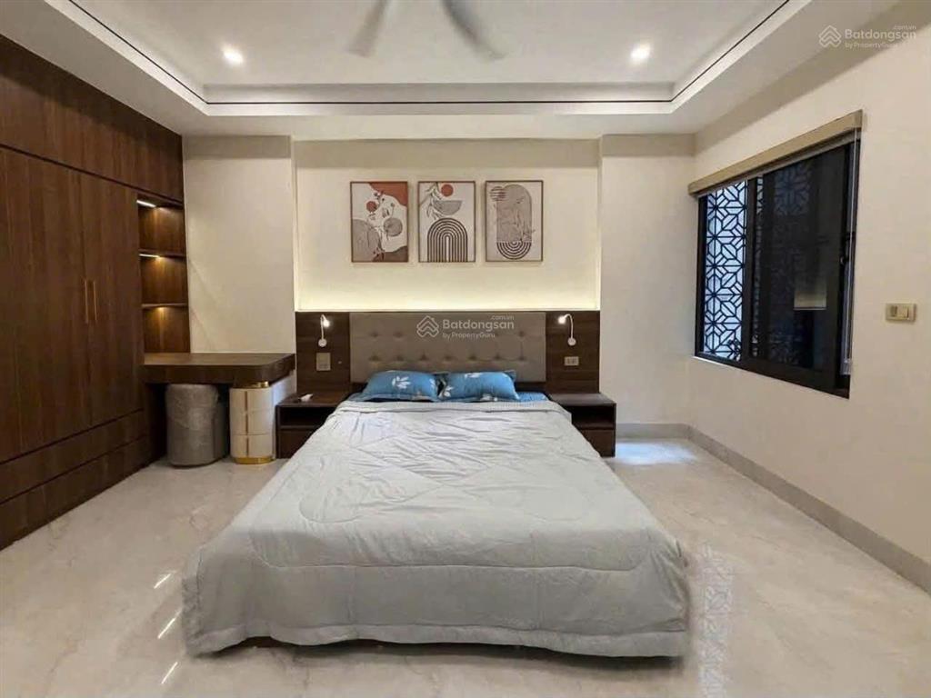 Chính chủ cho thuê căn 2 phòng ngủ 1wc full đồ 60m2 đẹp phố ngọc thụy giá 10 triệu  0976 879 ***