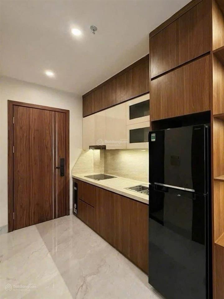 Chính chủ cho thuê căn 2 phòng ngủ 1wc full đồ 60m2 đẹp phố ngọc thụy giá 10 triệu  0976 879 ***