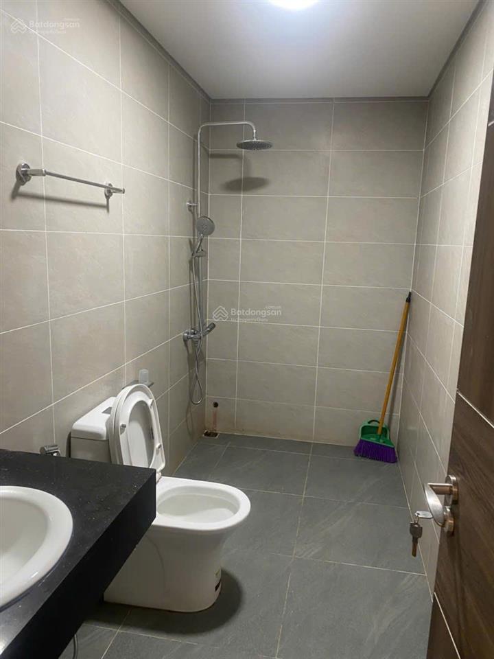 Cho thuê căn hộ tầng 3 chung cư khai sơn 1 ngủ 1 khách riêng 40m2 đồ cơ bản giá 6 triệu 0976 879 ***